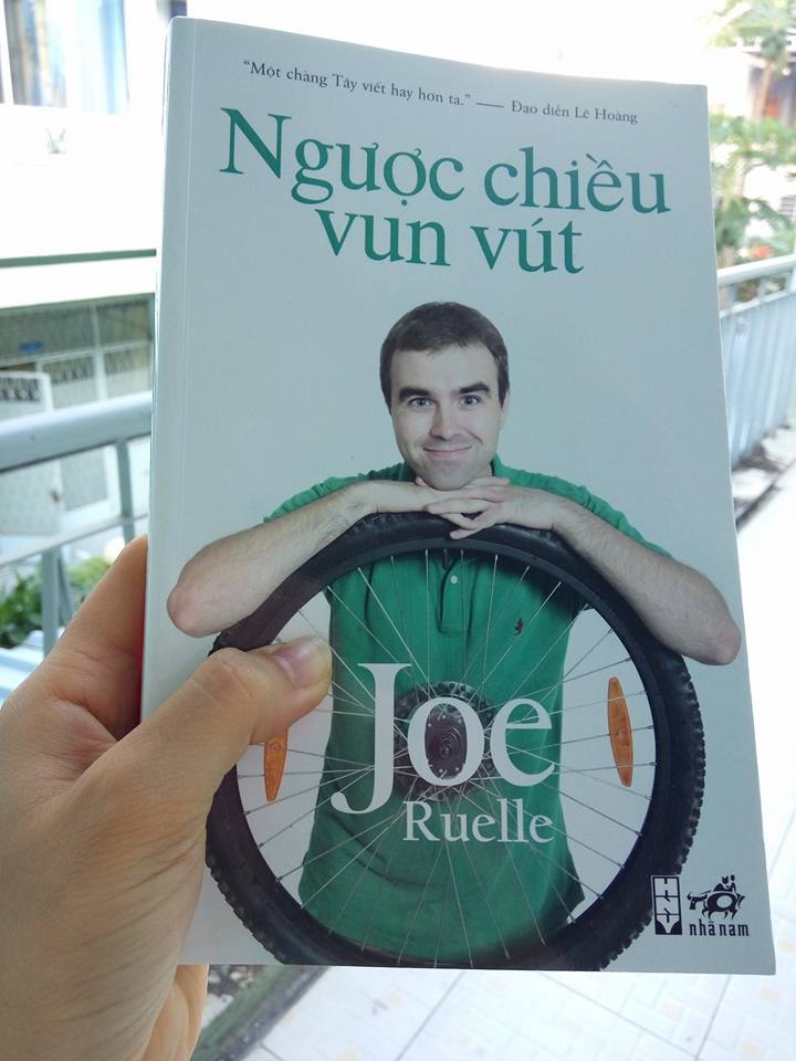 Vài nhận xét về cuốn Ngược chiều vun vút của Joe Ruelle